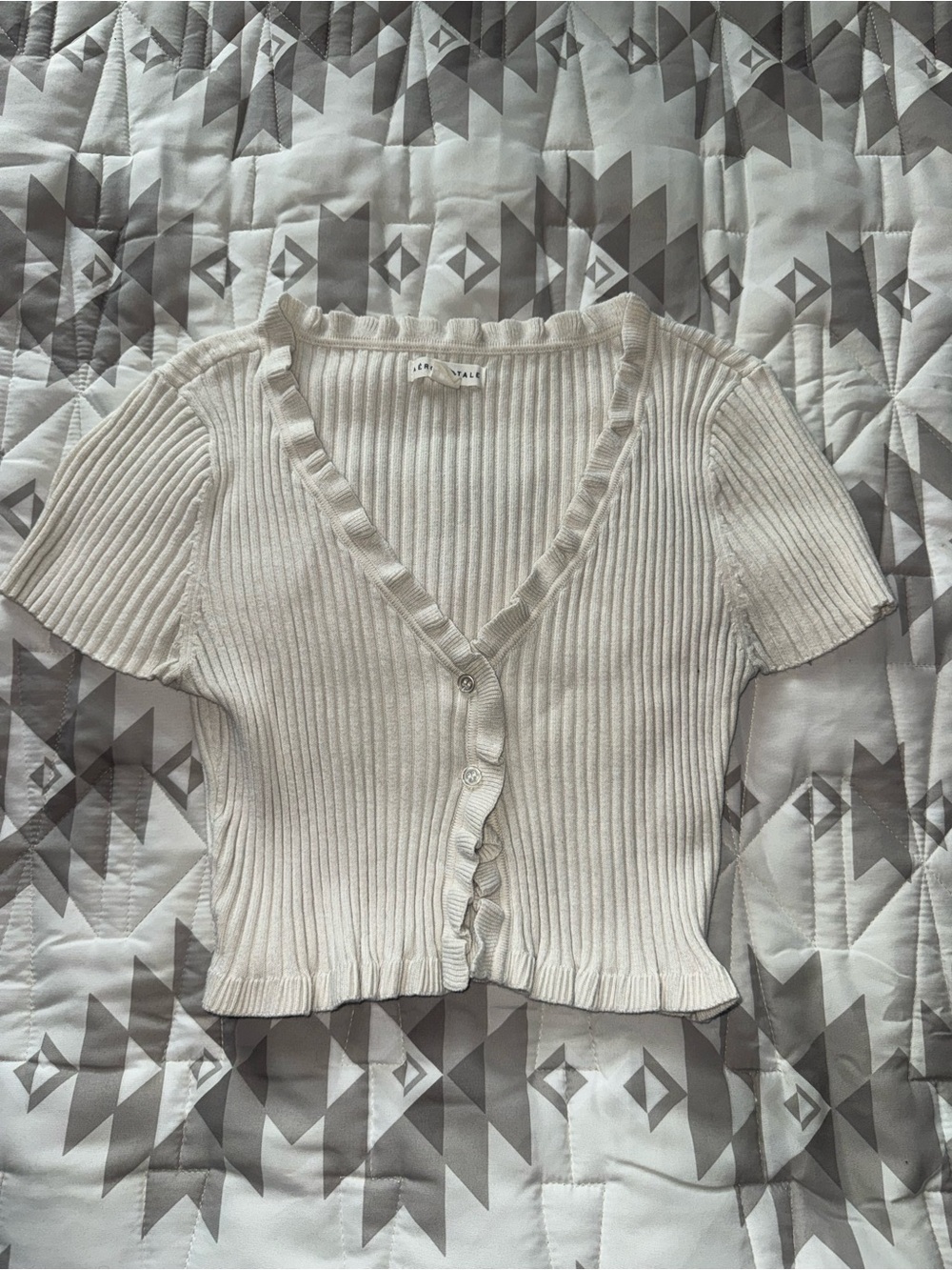 Aeropostale Cream Ribbed Knit Button-Up Short Sleeve Top